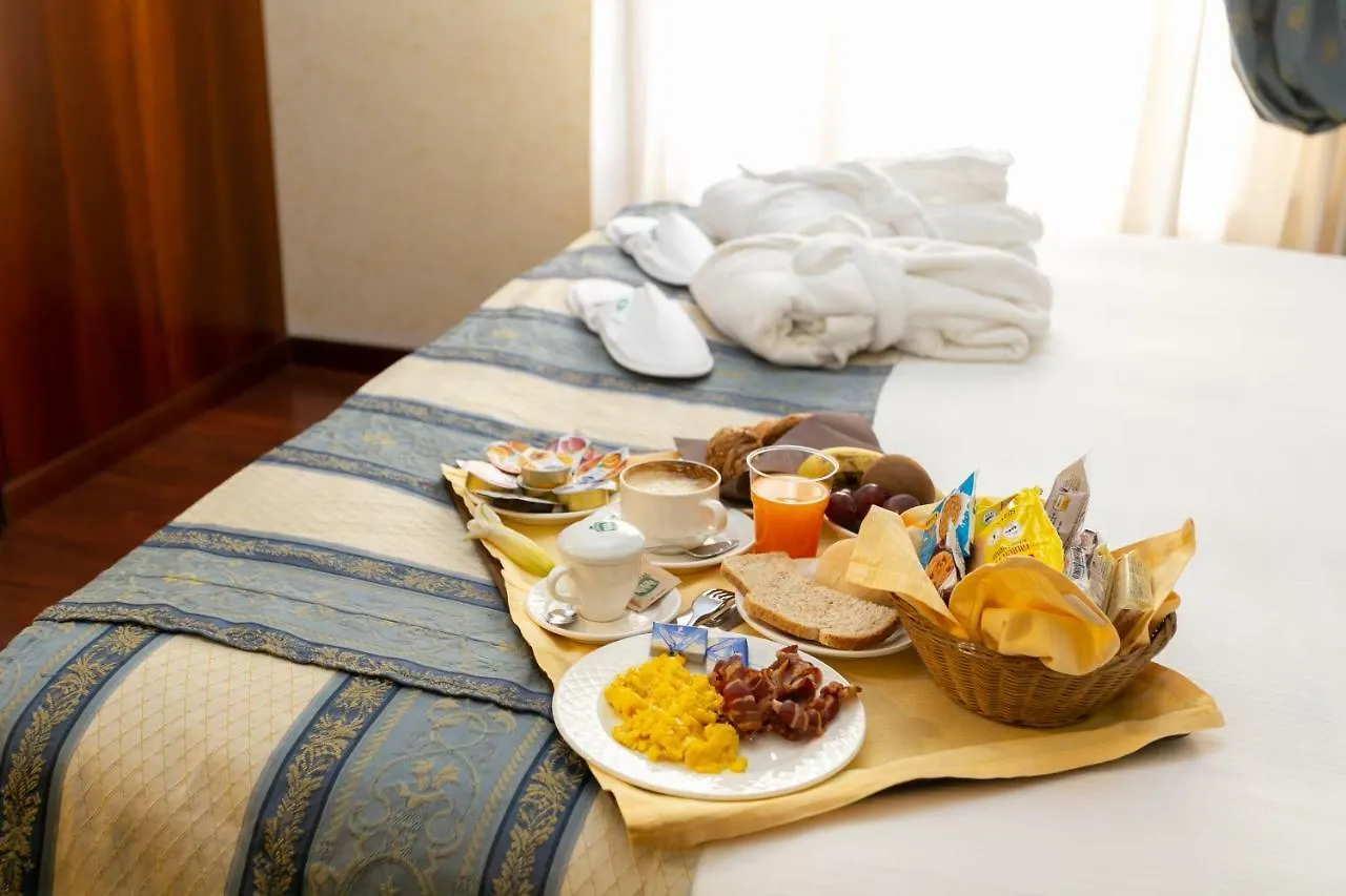 Hotel Mirage Sure Hotel Collection By Best Western Milan 4*,