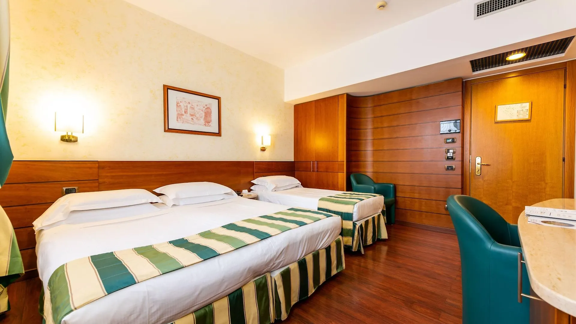Hotel Mirage Sure Hotel Collection By Best Western Милан